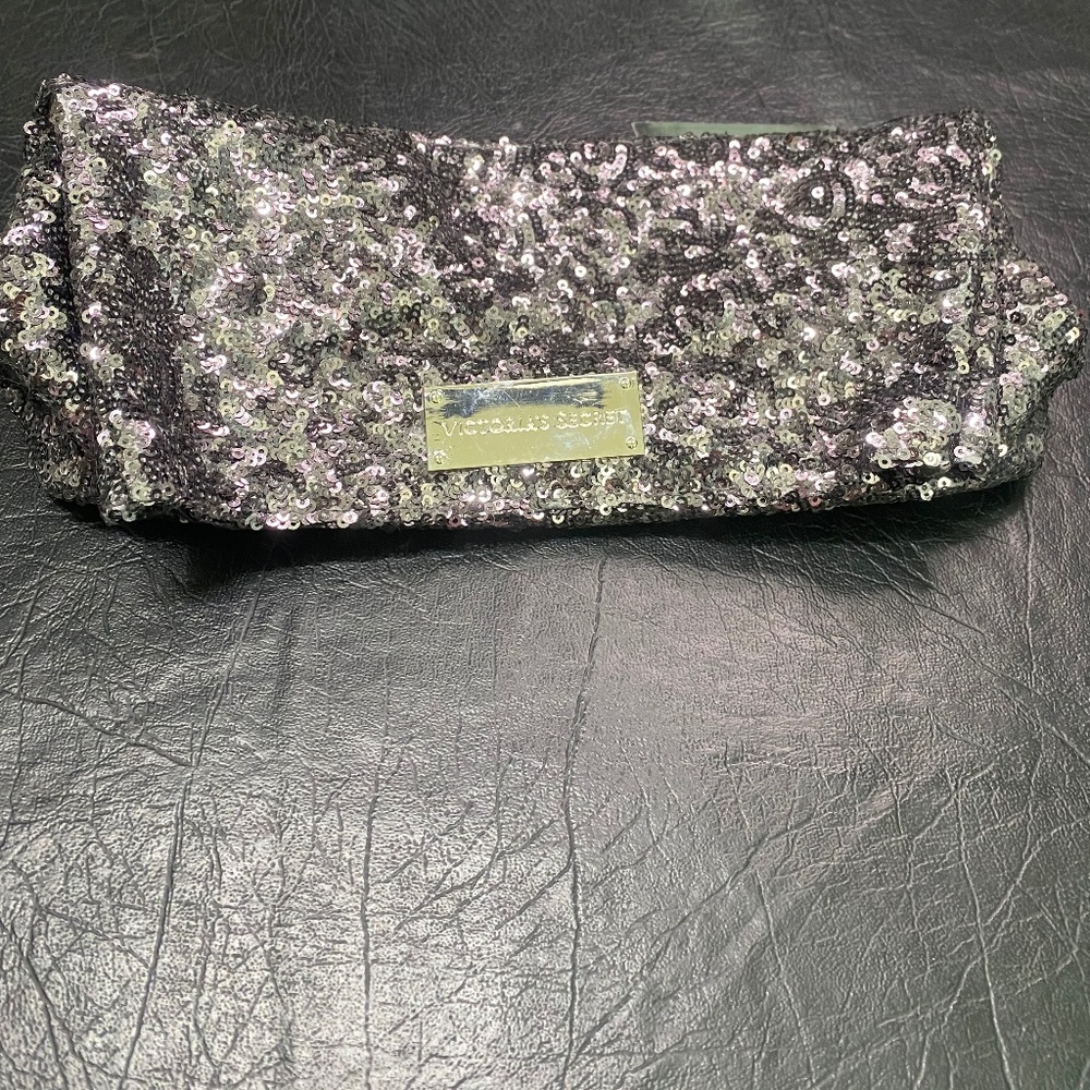 NWT - Victoria Secret clutch purse or makeup bag